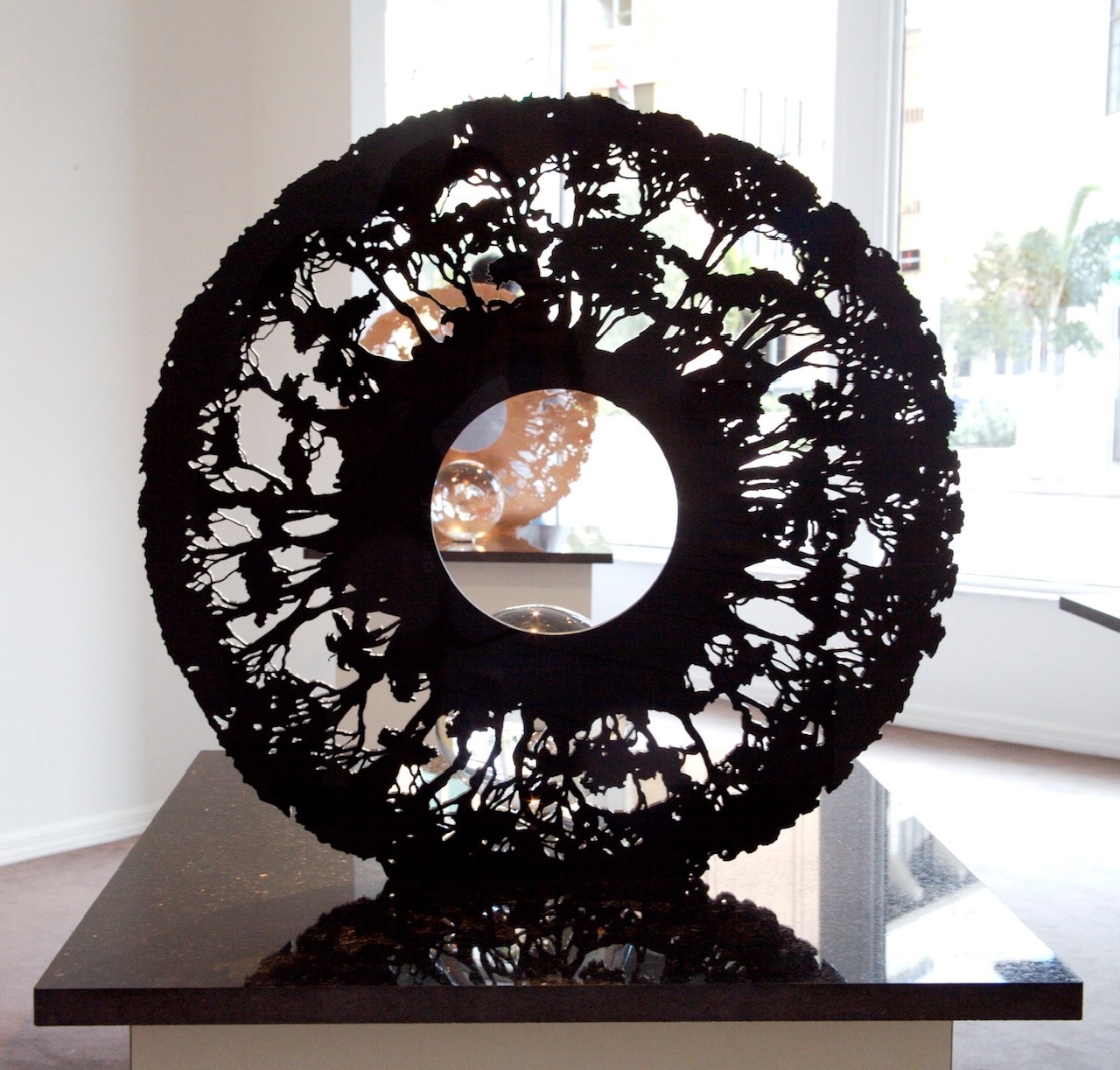 Laberinto (Black), Laser-cut aluminium, black galaxy granite, 2007 — Cavelier Arte