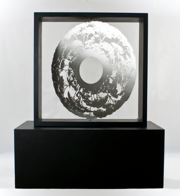 Laberinto (Silver), Laser-cut aluminium, black frame, 2007 — Cavelier Arte